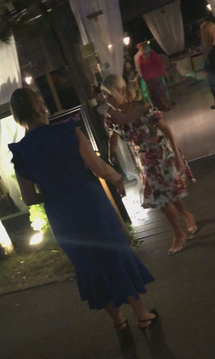 Marian Didu s-a însurat și a chemat ofițerul stării civile pe lacul Herăstrău!