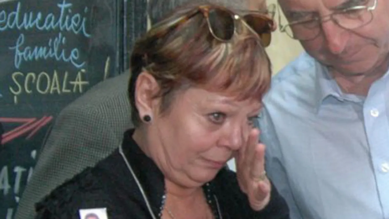 Anca Pandrea nu a fost o elevă model: Am fost şi corijentă, am şi chiulit. Preferam să joc fotbal cu băieţii pe maidan