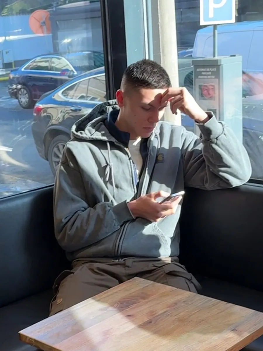 David Popovici nu se ferește să petreacă timpul singur