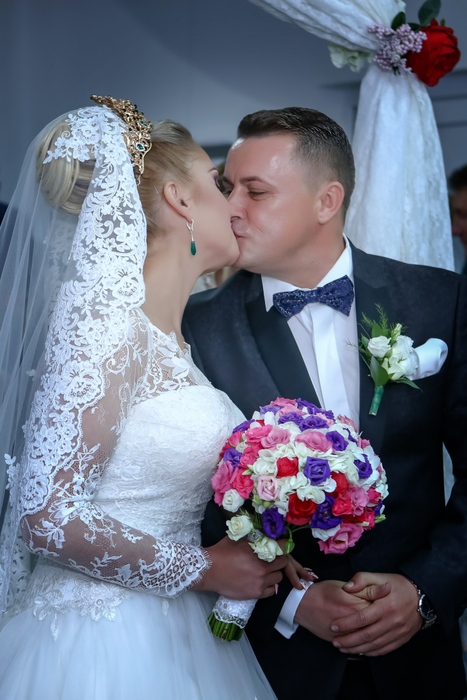 Lucian Morar şi Ioana Pricop au avut parte de o nuntă ca-n poveşti