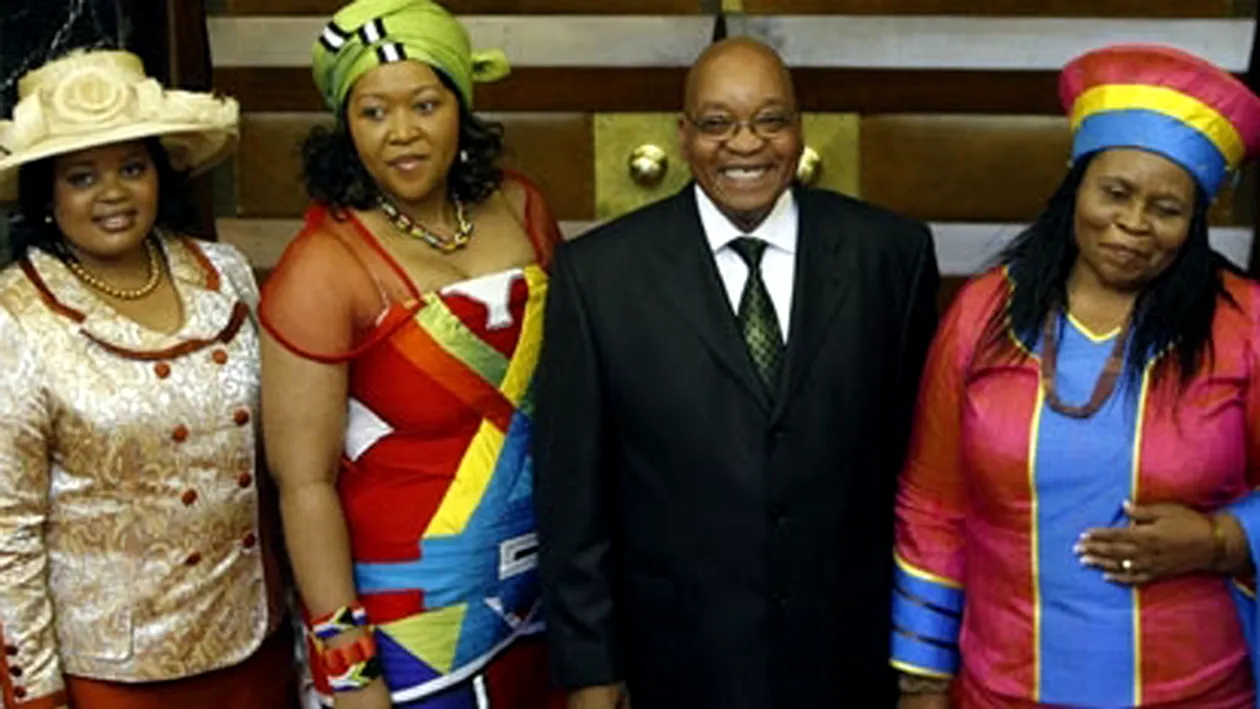 A doua sotie a presedintelui sud-african, insarcinata cu un bodyguard!