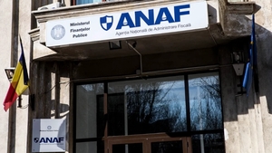 ANAF a pus ținta pe împrumuturile între rude. Ce documente simple te pot feri de probleme