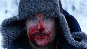 Demential! Razi de lesini! Citeste aici cele mai tari glume despre concedierea lui Bear Grylls: "I can't believe I was fired. After all that shit!"