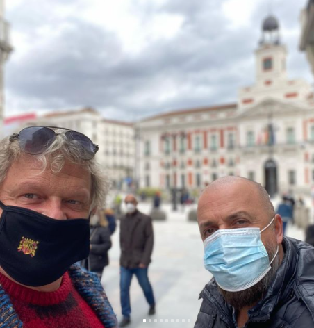 Leonard Miron, vizită în România alături de iubitul său + Fostul prezentator TV e nerăbdător să facă pasul cel mare: "Trebuie să urgentăm căsătoria"