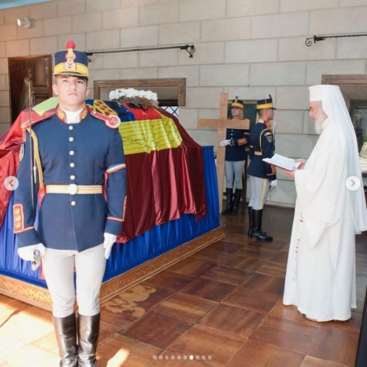 Slujba de înmormântare pentru Regina-mamă Elena, la Catedrala istorică Regală din Curtea de Argeş