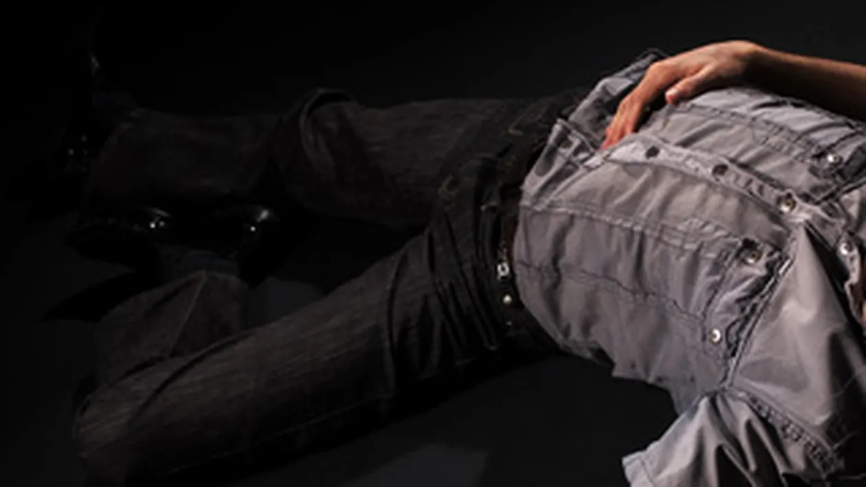 Gasit mort intr-o balta de sange in locuinta sa