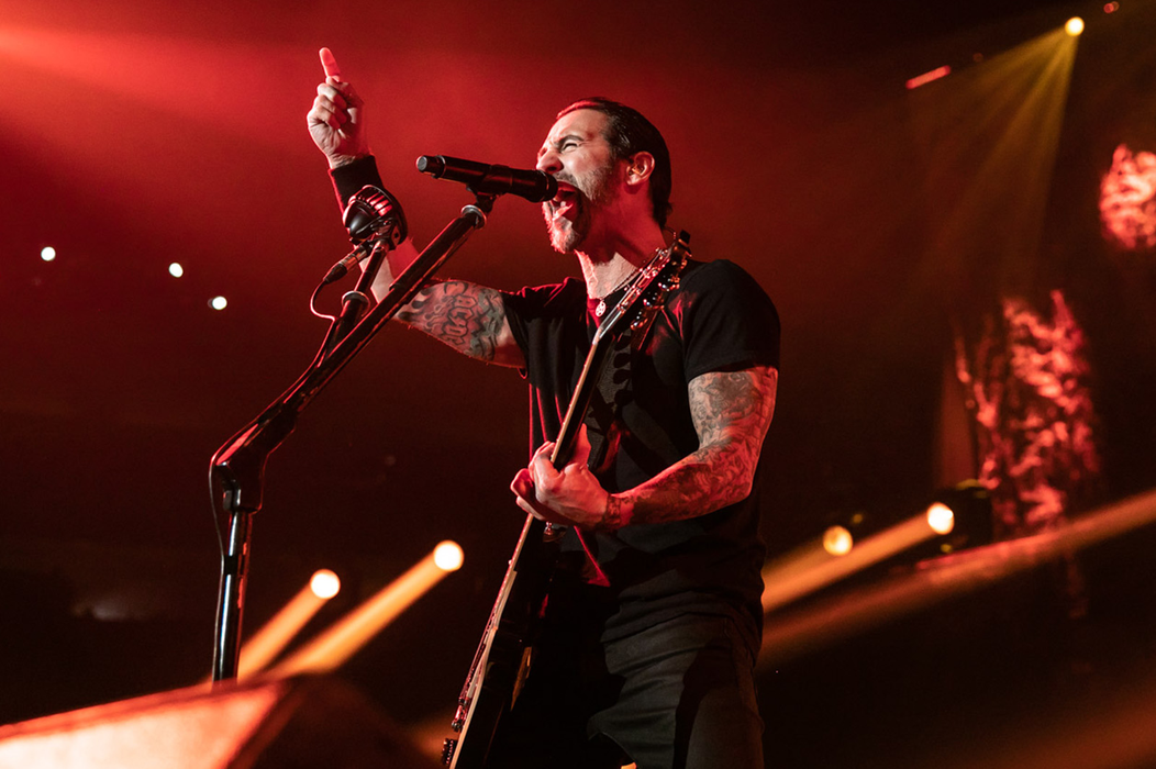 Joe Fay, fiul chitaristului Tony Rombola de la Godsmack, a murit la doar 34 de ani