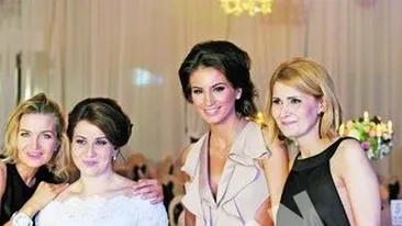 Andrei Leonte, castigatorul X Factor, a cantat melodii de suflet la nunta Sabinei Iosub. A prestat pentru cele mai frumoase anteniste