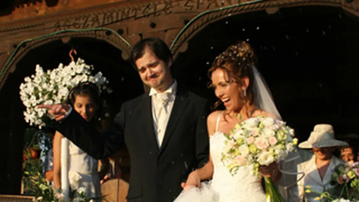 POVESTI DE AMOR Laurentiu Duta se iubeste de 20 de ani cu aceeasi femeie! Afla secretul uneia dintre cele mai longevive relatii din showbizul romanesc!