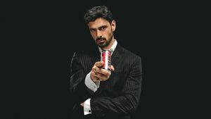 (P) Michele Morrone sosește în România: vedeta internațională va fi la Băneasa Shopping City, pe 21 aprilie, la evenimentul HELL