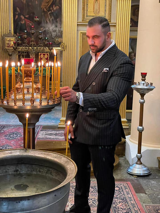 Mesajul transmis de Alex Bodi după ce Bianca Drăgușanu a anunțat despărțirea definitivă: “Sunt binecuvântat”. Cine este persoana care îl consolează după noul eșec sentimental