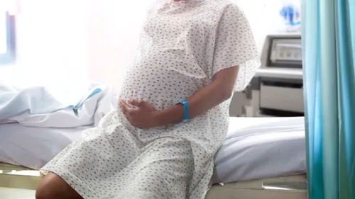 Caz revoltător în Spitalul Județean de Urgență din Târgu Jiu. O femeie însărcinată în 9 luni a fost operată de hernie. Medicii nu şi-au dat seama că e gravidă