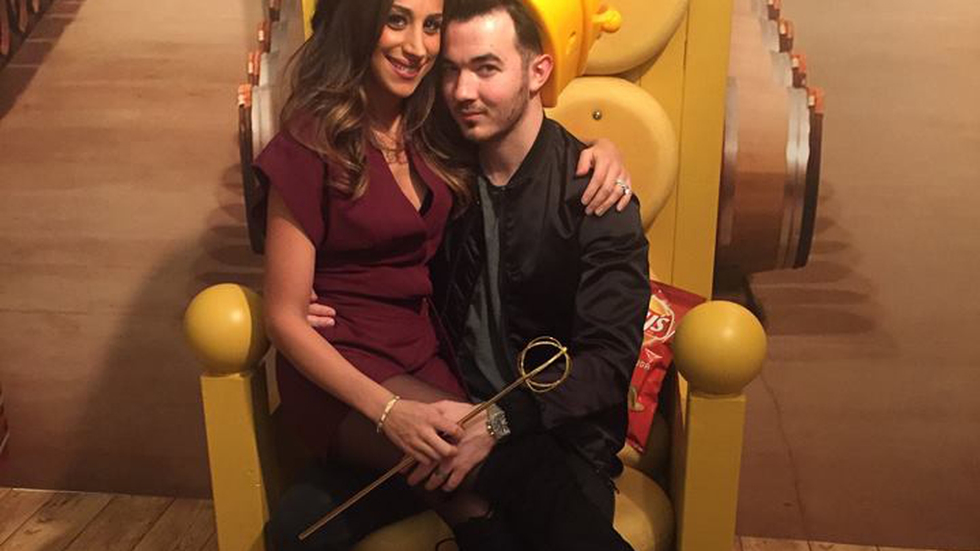 KEVIN JONAS, tătic pentru a doua oară! Prima poză cu bebeluşul actorului
