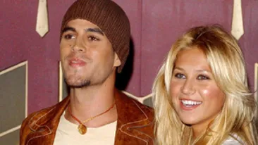 După o relaţie de 12 ani, a decis să facă pasul cel mare! Enrique Iglesias se va căsători cu Anna Kournikova