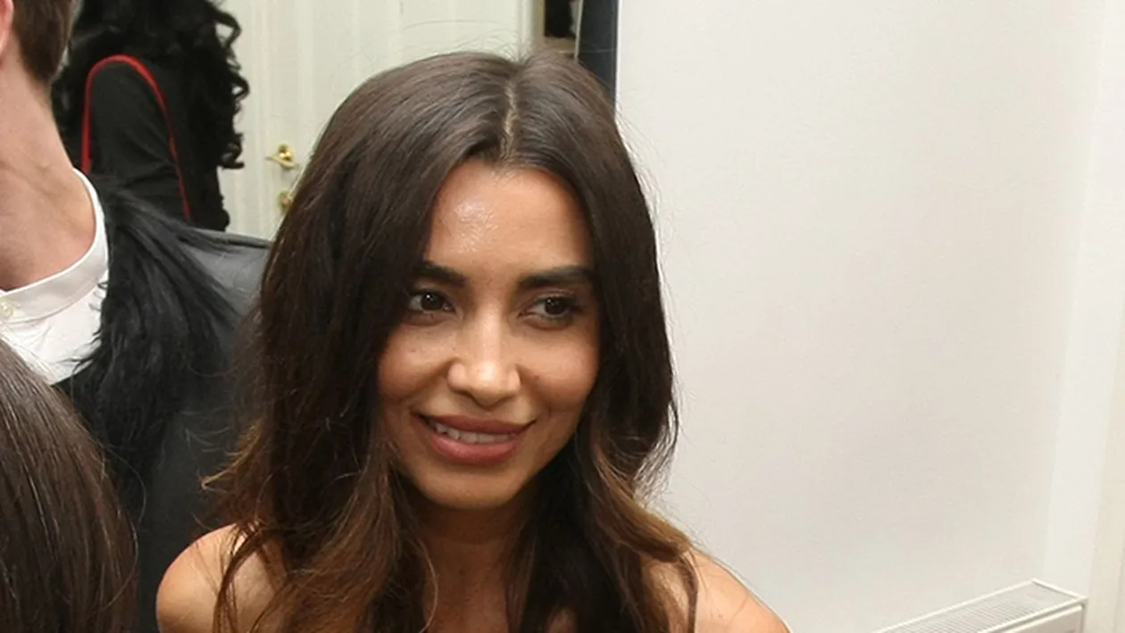 O fostă concurentă de la Ferma Vedetelor a încins imaginaţia bărbaţilor! Şi-a arătat posteriorul în toată splendoarea! 