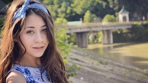 Si-a socat FANII! Nicole Cherry, in baie cu... Justin Bieber!
