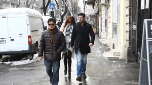 E oficial! Bianca si Victor au depus azi dupa-amiaza actele de divort. Au iesit tinandu-se de mana de la notar!