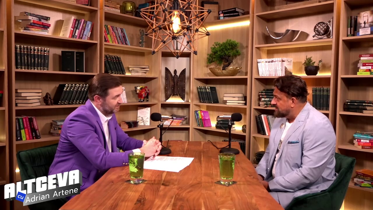 Podcastul poate fi urmărit integral pe canalul de YouTube ”ALTCEVA cu Adrian Artene” / (Sursa: Captură video)