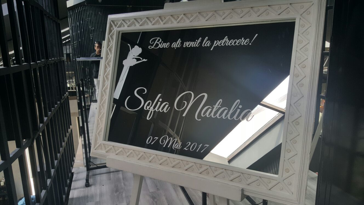 Petrecerea de după botezul Sofiei are loc la Aqua, cel mai fiţos restaurant din bucureşti.