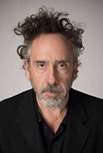 Tim Burton, una dintre legendele Hollywood-ului