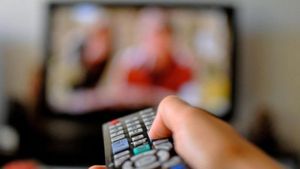 Ce a apărut pe burtiera de la Antena 3. Imaginea a devenit virală