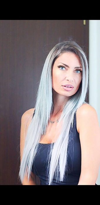 Adela Chirică și băiatul ei, Davis, au fost din nou blestemați de o hărțuitoare