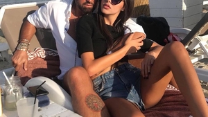 Iubita lui Cătălin Botezatu a pozat topless și cu dresul tras pe cap. Poza HOT cu Monica Hill