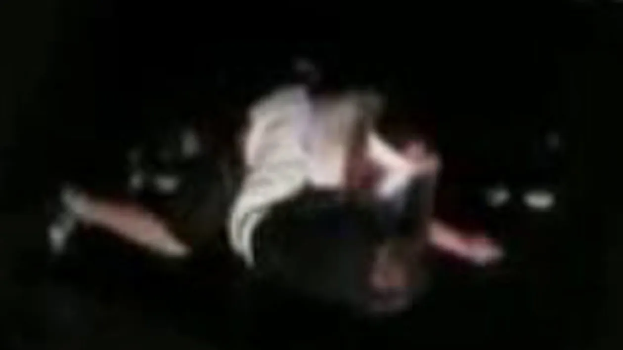 Pe strada ca-n ring! Doi soferi se dau jos din masini pentru a se bate ca-n ring!