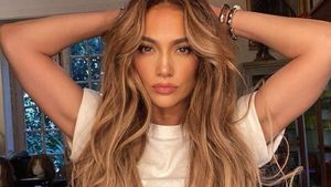 Așa reușește Jennifer Lopez să câștige lupta cu trecerea anilor. A făcut public secretul care o ajută să se mențină tânără
