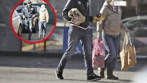 Cine este femeia care îi stă alături acum lui Marius Calotă. Imaginile momentului, la două luni de la moartea Rodicăi Stănoiu