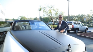 Ce „bestii” are în garaj miliardarul care va fi joi seară la NUBA. Şi-a comandat două Rolls-uri personalizate. Fiecare bucată costă… 500.000 $