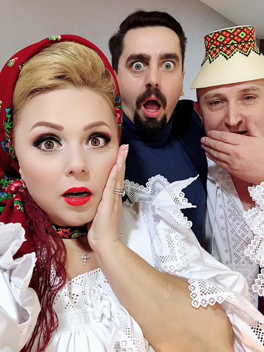 Cornelia și Lupu Rednic, despre viața în sărăcie la mașină de 80.000 €! NU îi recunoști la propria lor nuntă de acum 27 de ani