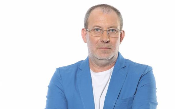 EXCLUSIV. Cum se comportă ”Busu” atunci când nu e filmat! Vedeta PRO TV a făcut senzație la benzinărie