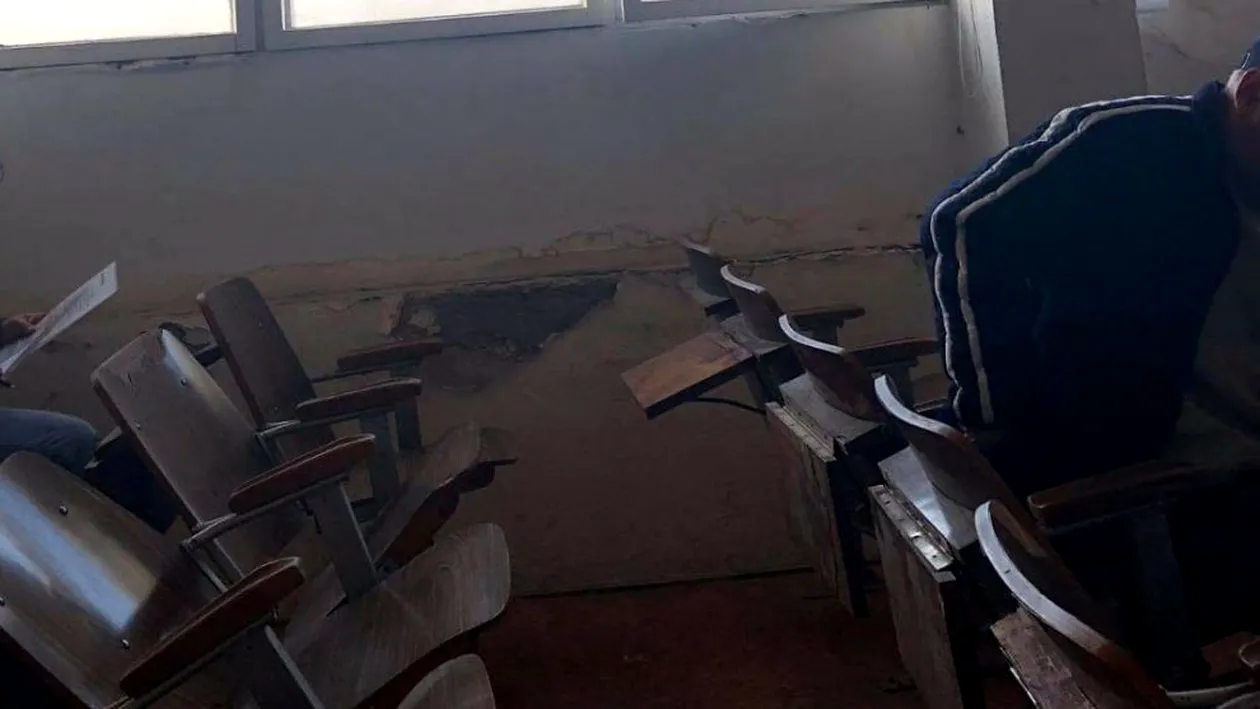 Imagini horror din sala de examen a Poliției Rutiere Dâmbovița. Candidații și polițiștii sunt exasperați