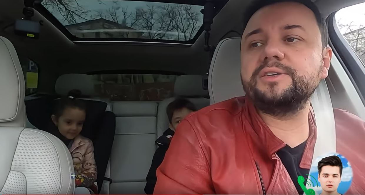Scandal în mașina lui Cătălin Măruță! David și Eva i-au cerut să-l sune pe Selly la 7 dimineața de ziua lui! Cine a răspuns la telefonul vloggerului