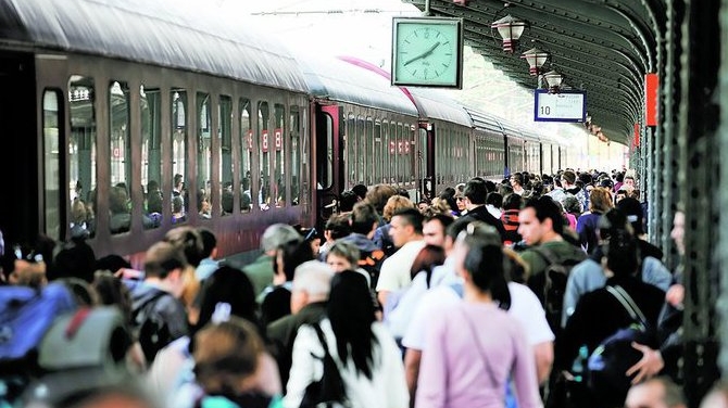 Mersul trenurilor de sarbatori