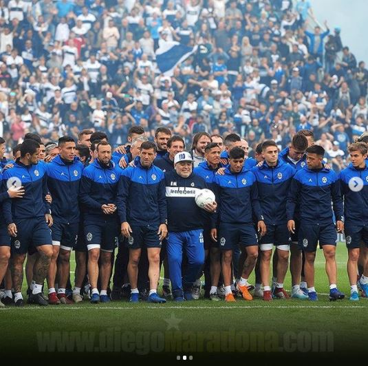 Cum se va împărți averea colosală a lui Maradona: “Voi dona totul”. Legendarul fotbalist are 10 copii