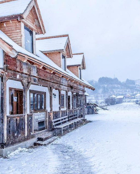 „Casa dintre dealuri”, pensiunea lui Nicolai Tand din Maramureș /Foto: Booking