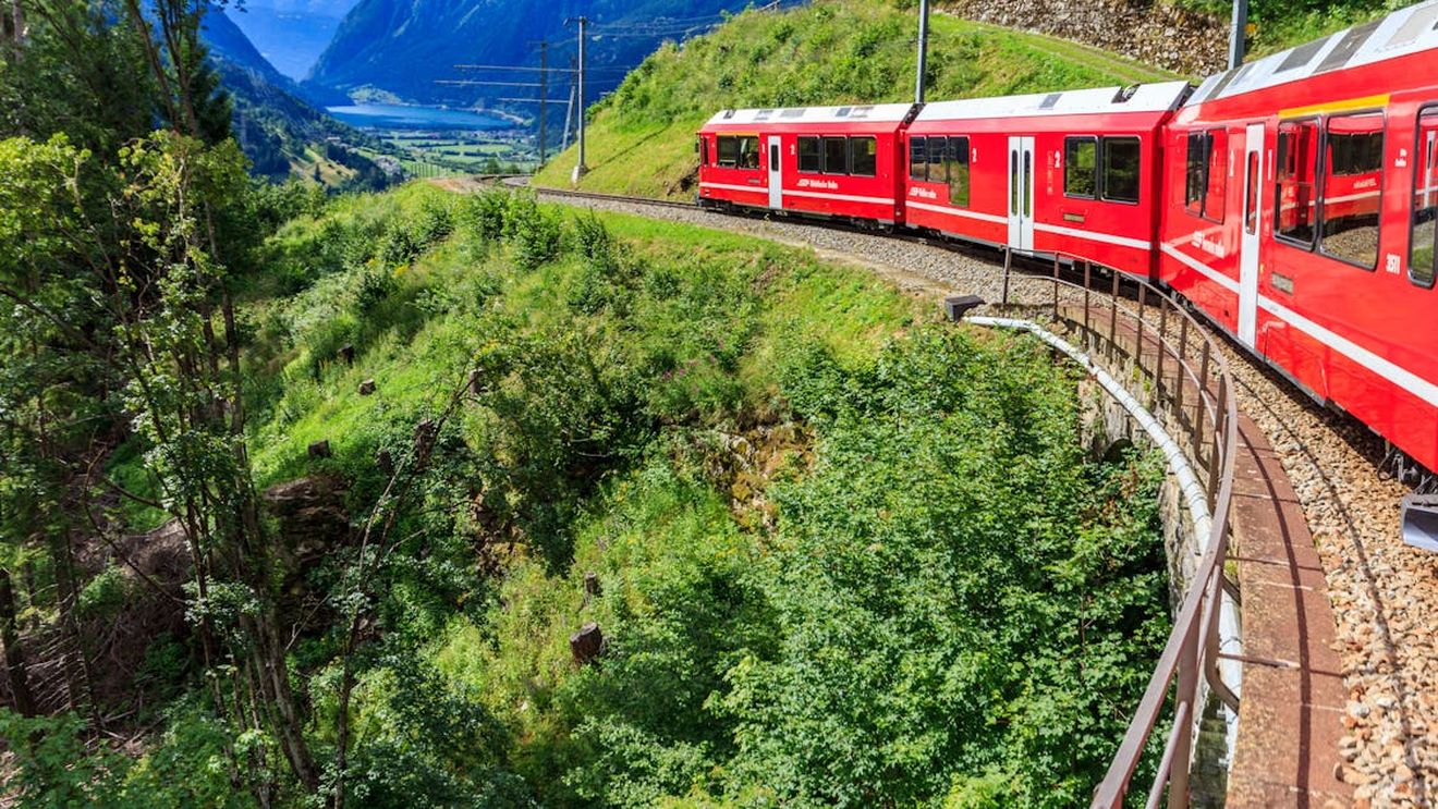 Povestea surprinzătoare a băiatului care trăiește în trenuri. Cheltuie 9.000 de euro pe an și călătorește în toată lumea: „Mi-am părăsit părinții”