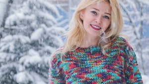 Imaginile care au apărut cu o lună înainte de divorţul ”Zânei”! Cu cine s-a fotografiat la han ”blonda lui Tuncay”