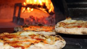 Incredibil! Câți lei costă o pizza la o terasă din Mamaia