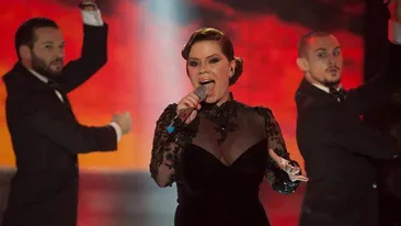 Kilokramele in plus au pus stapanire pe ea! Cum arata Luminita Anghel acum!