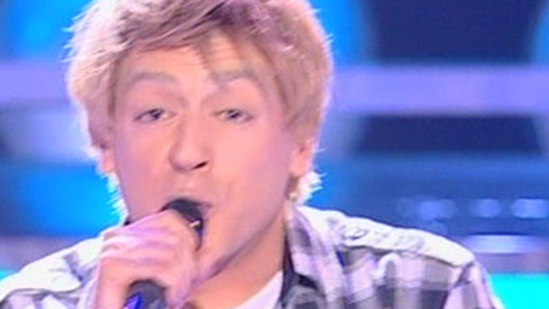 VIDEO Uite-l pe CRBL cum il imita pe Michel Telo! Canta mai bine sau danseaza "Ai Se Eu Te Pego"?