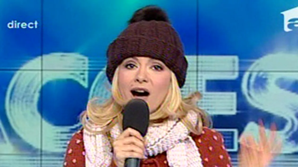 E jale in televiziune! Simona Gherghe a inghetat de frig in studioul emisiunii sale! Uite cat de gros s-a imbracat!