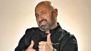 Chef Cătălin Scărlătescu, confesiuni despre noua parteneră de viață: „Nu duc ceva neserios în casă”