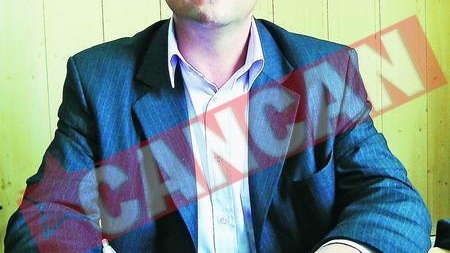 Batuta de primarul Si de preotul din comuna