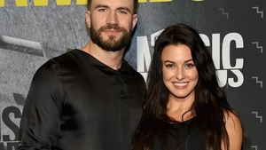 Soția cântărețului american Sam Hunt a depus actele de divorț. Aceasta susține că este însărcinată