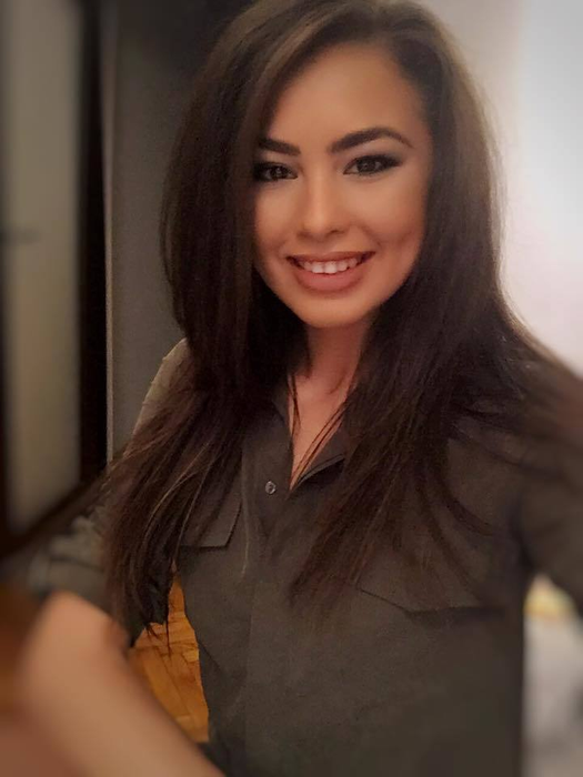 ALEXANDRA STOLERU este eroina din BAMBOO! Cine este tânăra de nici 22 de ani, care a ieşit ultima din flăcări, iar acum se află în spital