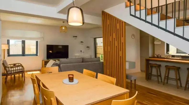 Cum arată casa lui David Popovici. Campionul român a optat pentru un design contemporan