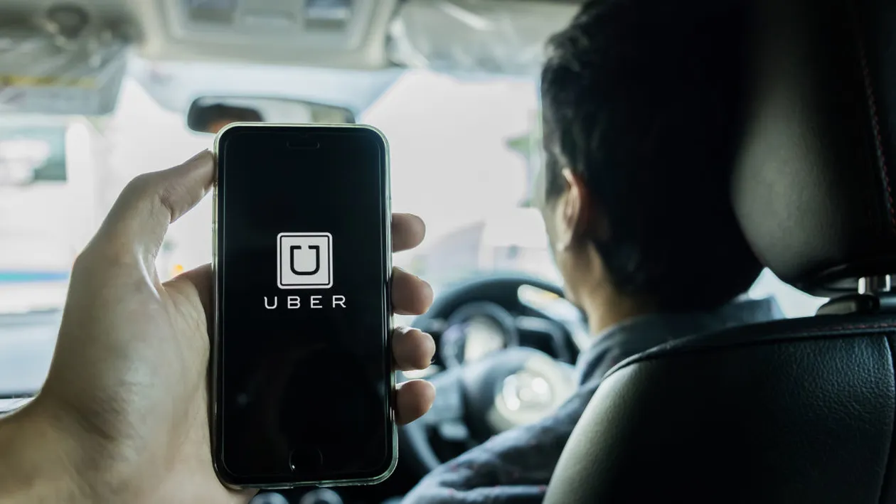 Acest bărbat care îşi înşela soţia dă în judecată Uber pentru 45 de milioane de euro din cauză că a fost prins la amantă!